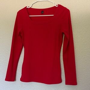 Women's Long-Sleeve Top